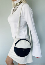 Sac à main rond bleu marine