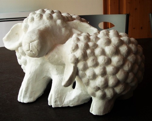 Sculpture maman terre - ",