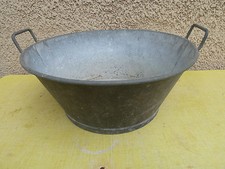 Ancienne grande lessiveuse