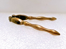 Rare casse noix, noisettes et