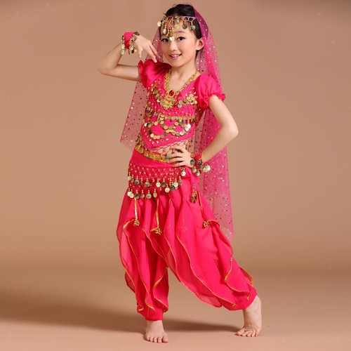 Ensemble costumes de - de,