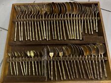 ménagère complète 145 pièces en bronze argenté