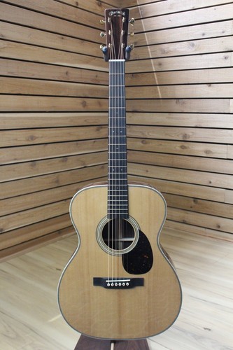 Martin modern deluxe - om-28,