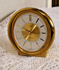réveil ancien UTI 2  JEWELS  petite taille mécanique rond métal doré  Vintage