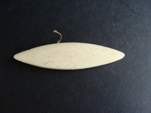 Navette ancienne dentelle