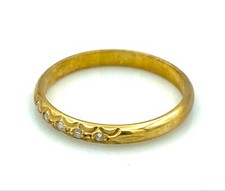 MAGNIFIQUE BAGUE ALLIANCE OR 18 CARATS - Diamants 0,05 carat - 1,90 g