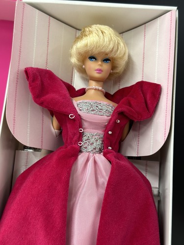 Barbie collector request - collector,