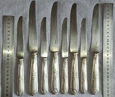 8 couteaux 4 table 4 fromage manches argent fourré de style Régence Lames acier