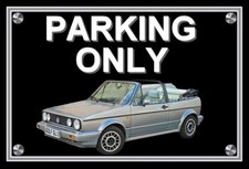 plaque " PARKING ONLY