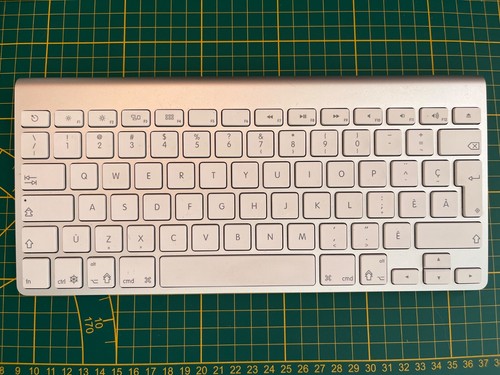 Apple magic keyboard qwerty - magic,