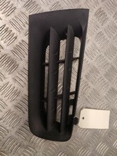 Grille de calandre droite