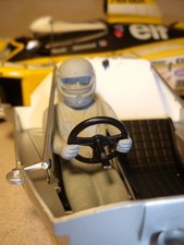 FIGURINE 1/18  PILOTE  ALPINE