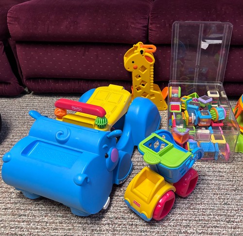 Fisher price ride peek a - fisher, on