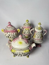 4 anciennes boites biscuit