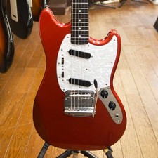 Guitare électrique Fender Japan Exclusive Classic des années 70 Mustang...