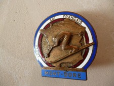 retro-ancien insigne émaillé