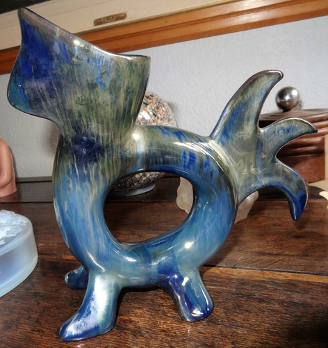Pièce forme vase zoomorphe - vase,