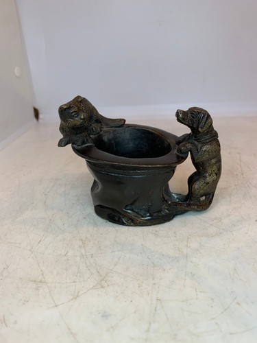 Ancien bronze chien - chien, chat