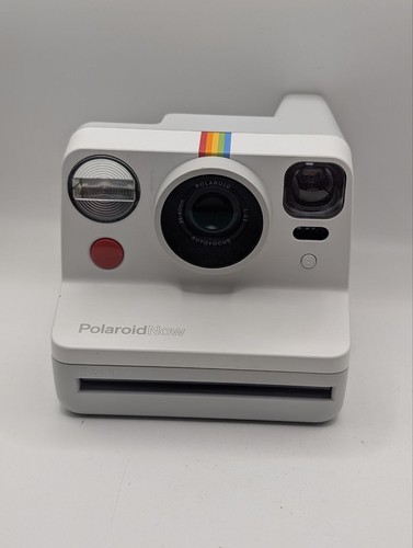 Polaroid now autofocus type - polaroid,