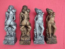 Coffret Jeu d’échecs avec 32 pièces fer+32 pièces Kama-Soutra plâtre érotiques