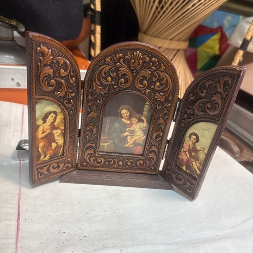 Ancien triptyque cuir - triptyque,