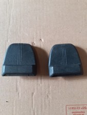 2 caches  Support repose attache ceinture de sécurité Peugeot 205 