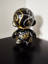 Sculpture, statue, robot