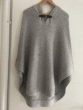 Poncho avec capuche en fourrure CYRILLUS taille S (36/38) neuf