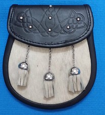 Semi Robe Kilt Escarcelle Blanc Bovine Motif Celtique / Cuir Sporrans