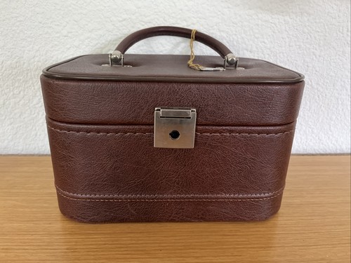 Vanity vintage cuir - cuir,