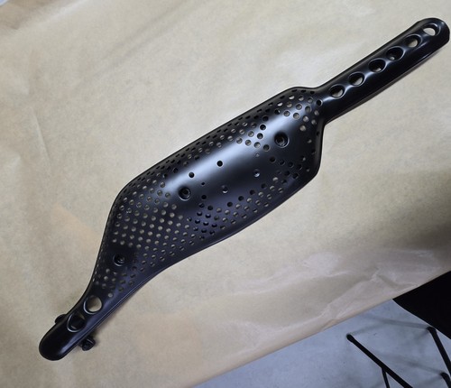 Grille echappement honda 250 - echappement,