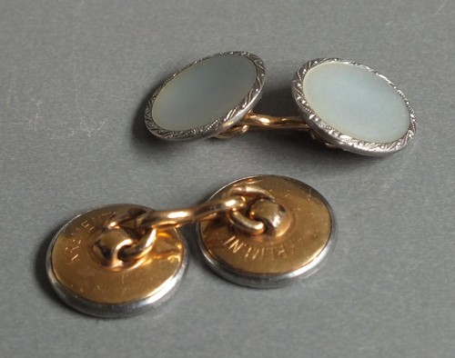 Paire anciens boutons de - d,