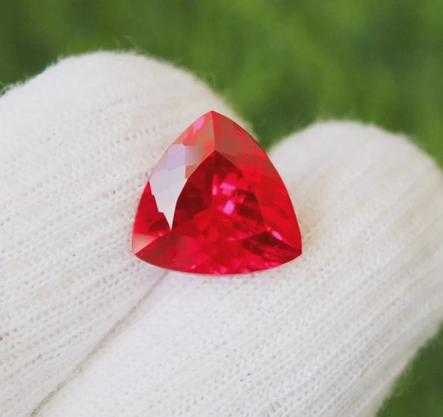 Rubis rouge taille - ct,