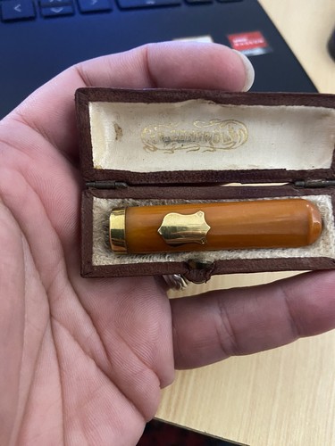 Ancien fume cigarette - fume, press