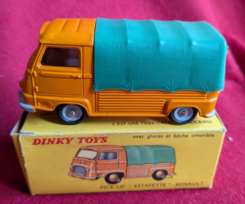 Dinky toys renault - toys, (ancien)
