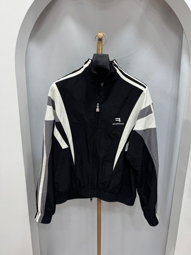 Balenciaga veste sport b - balenciaga,