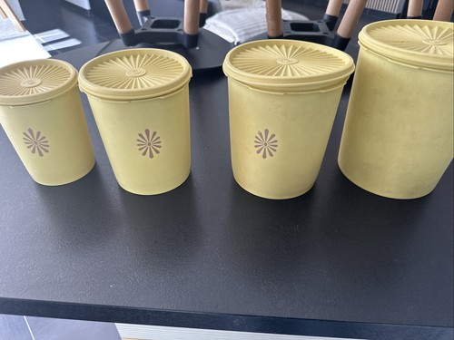 Boîtes tupperware - 3, "tupperware"