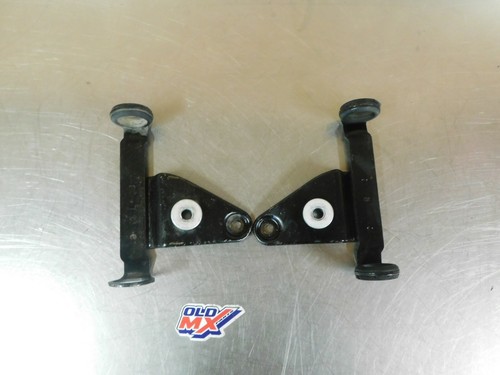Pattes phare suzuki 125 - pattes,