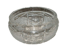 Vide poche,  bonbonnière ou sucrier en cristal taillé