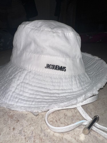 Bob jacquemus blanc taille - bob,