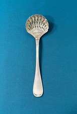 Saupoudreuse CHRISTOFLE modèle FILET DROIT métal argenté couvert service table