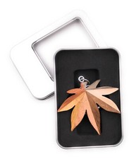 Porte-Clés Bois Chanvre Feuille de Canabis Plante Remorque dans une Boîte Cadeau