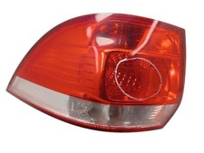 Feu arriere principal gauche