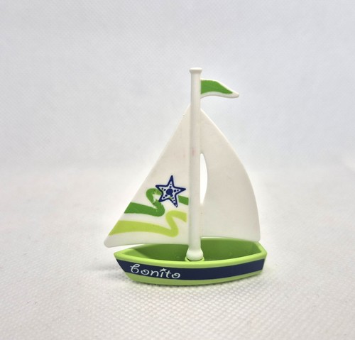 Voilier bateau coque verte - voilier,