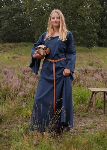 Battle merchant robe - battle-merchant,