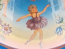 TOUPIE  DANSEUSE APPARAISSANT DANS UNE FLEUR   ANCIEN JOUET MÉCANIQUE   D.B.G.M.