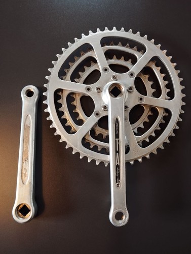 Crankset pédalier triple - /,
