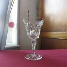 1 verre a eau en cristal de saint louis modèle Camargue  H 15,2 cm signé