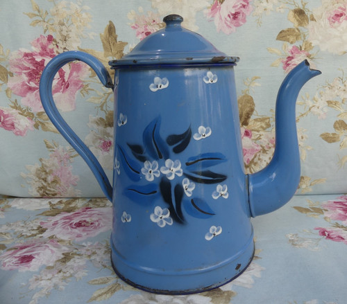 Cafetière émaillée ancienne