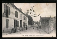 CPA Fontaine, Une Rue du